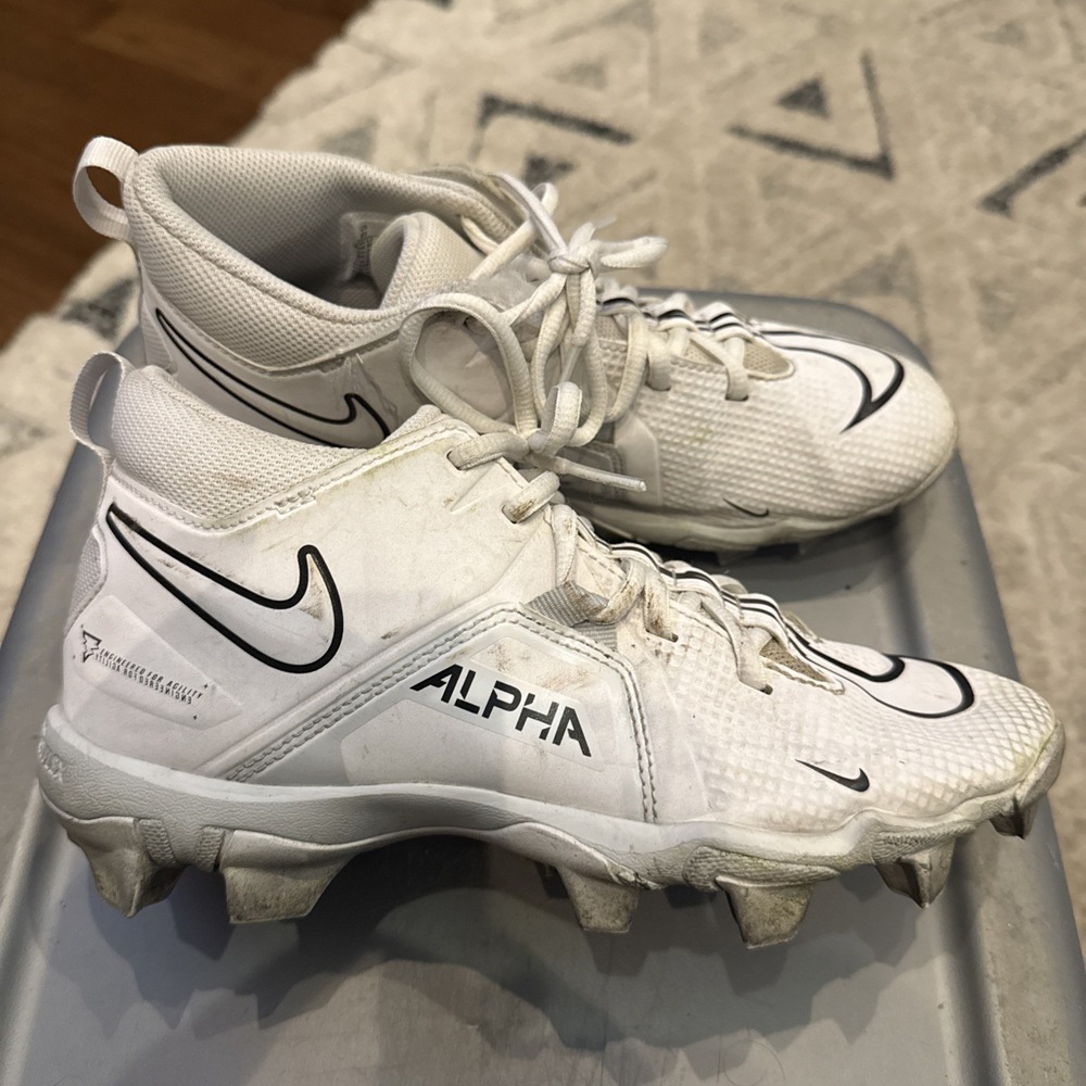 Nike Fastflex Alpha Football Cleats 6Y